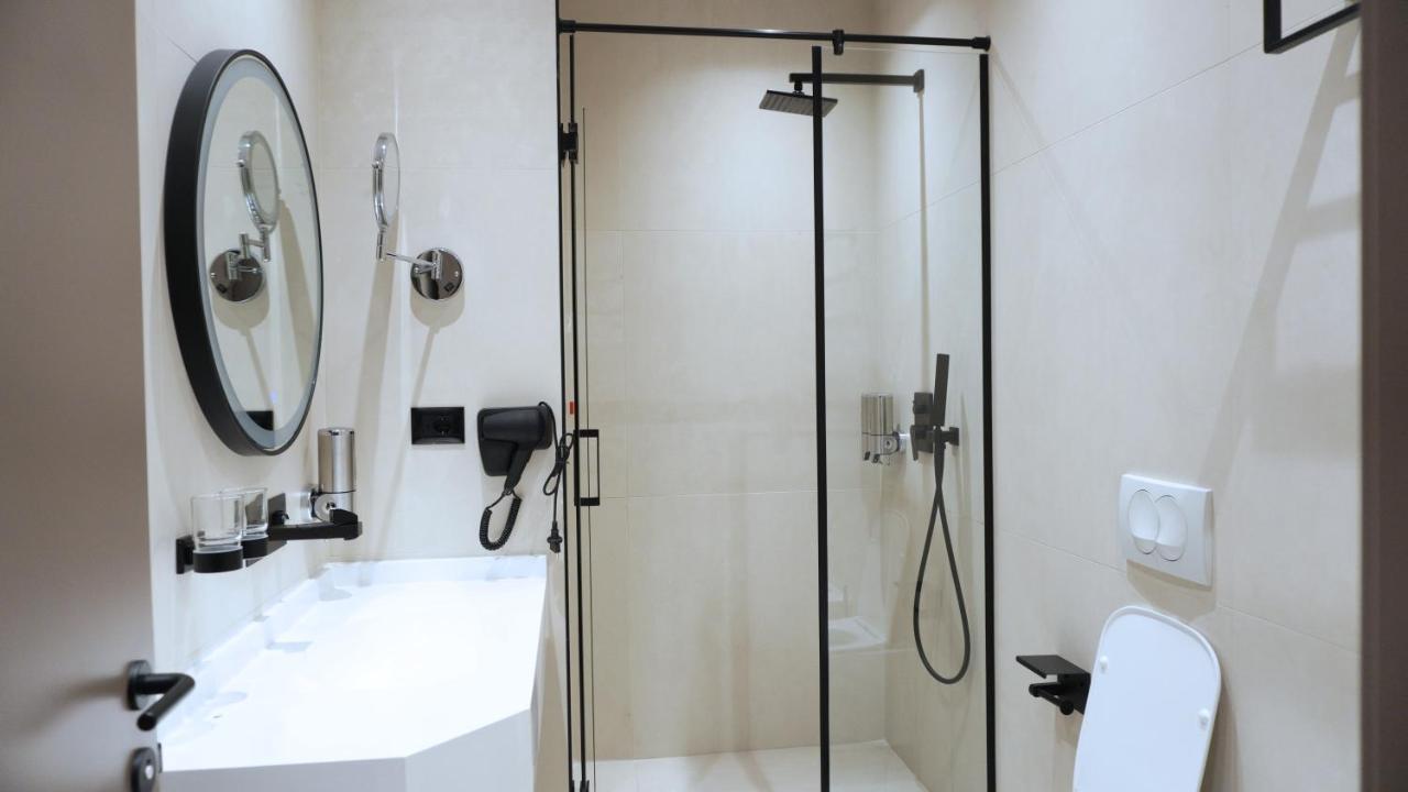 Starlight Hotel Τίρανα Εξωτερικό φωτογραφία
